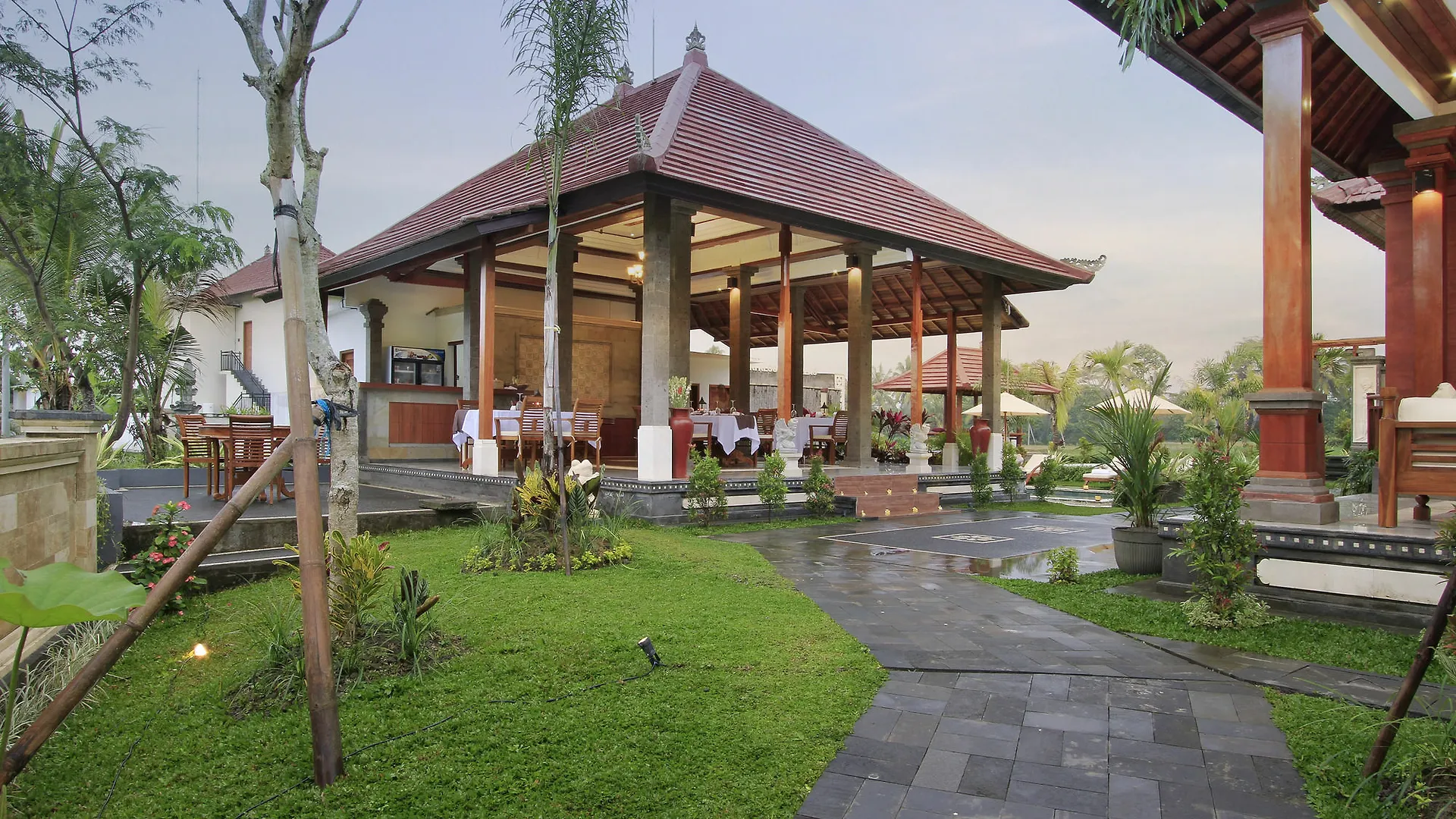 Puri Hari Resort & Villas Ubud   Ubud (Bali)