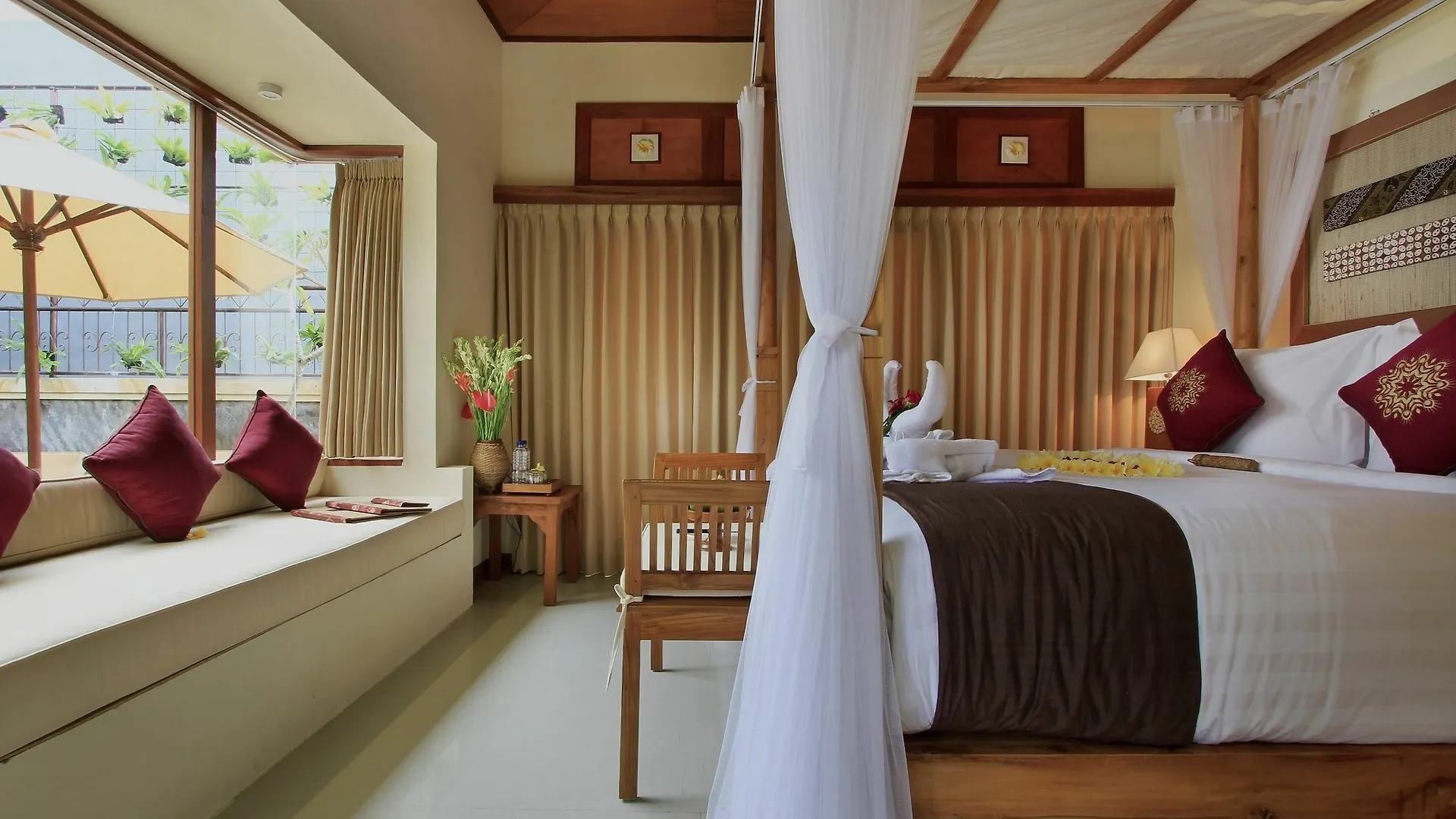 Puri Hari Resort & Villas Ubud  3*, Ubud (Bali)